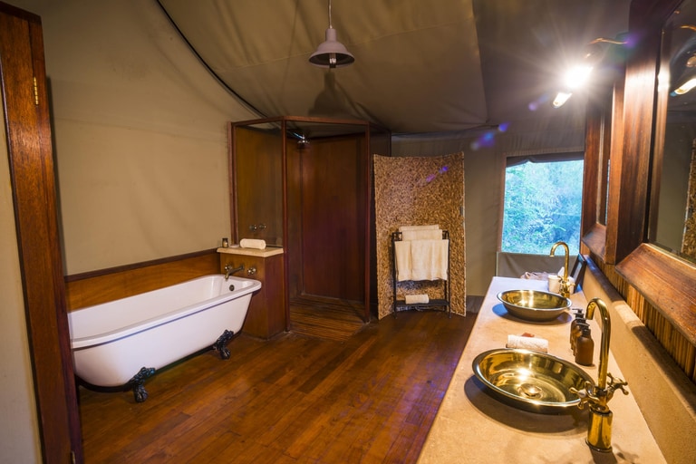 Thakadu River Camp accommodation