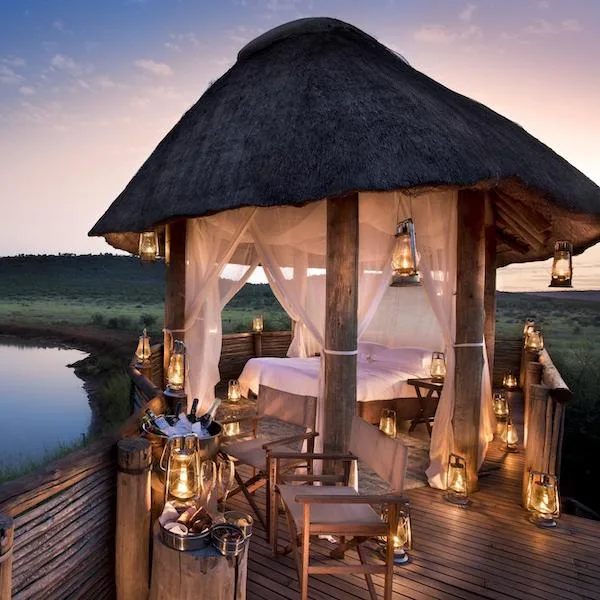 Morukuru Family Madikwe Hide and sleepout